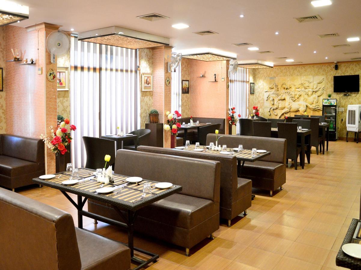 Oyo 6012 Hotel Rockwell Jaipur Eksteriør billede
