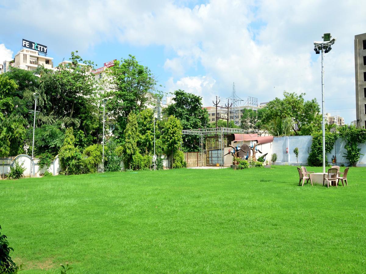 Oyo 6012 Hotel Rockwell Jaipur Eksteriør billede