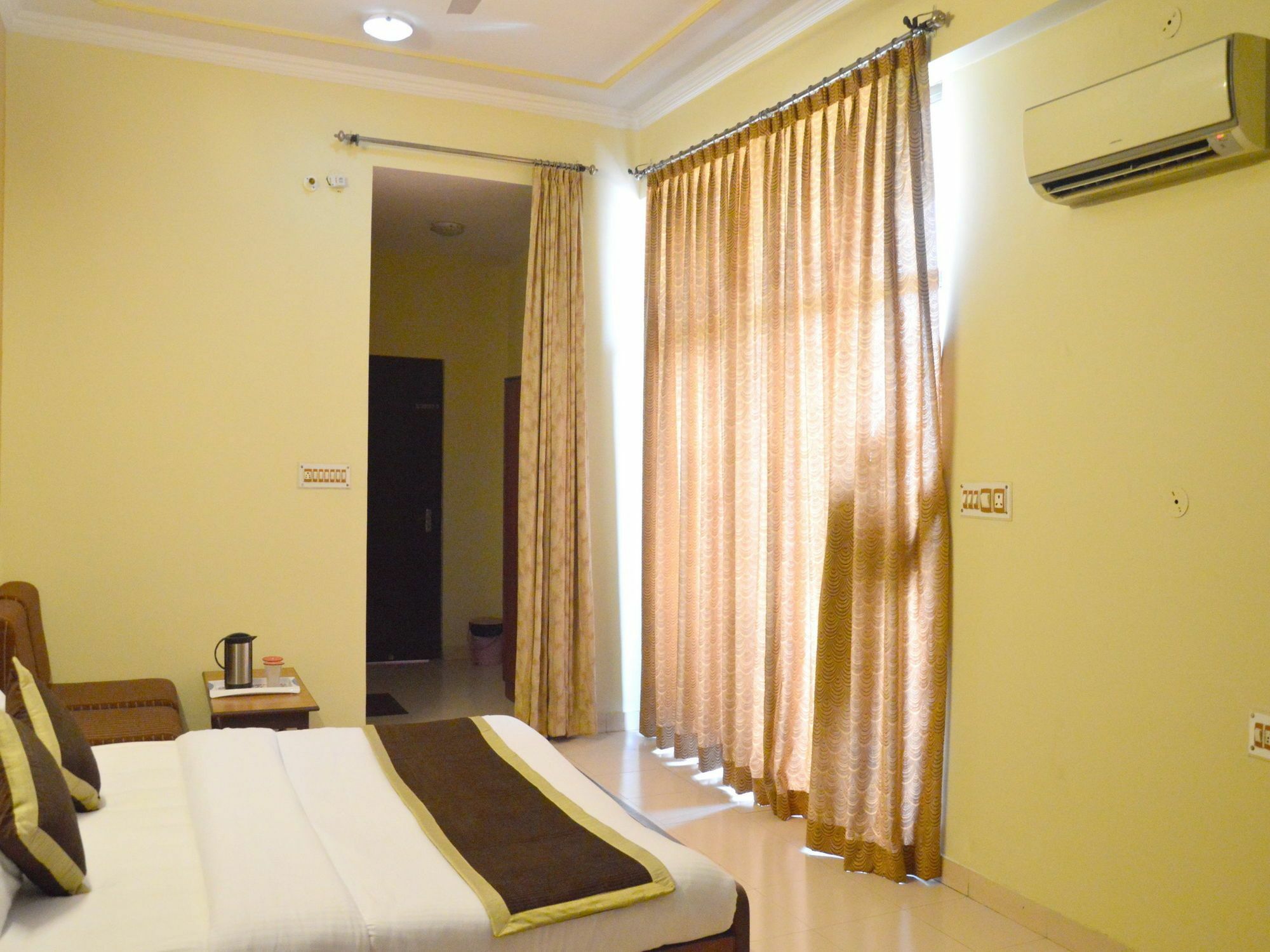 Oyo 6012 Hotel Rockwell Jaipur Eksteriør billede